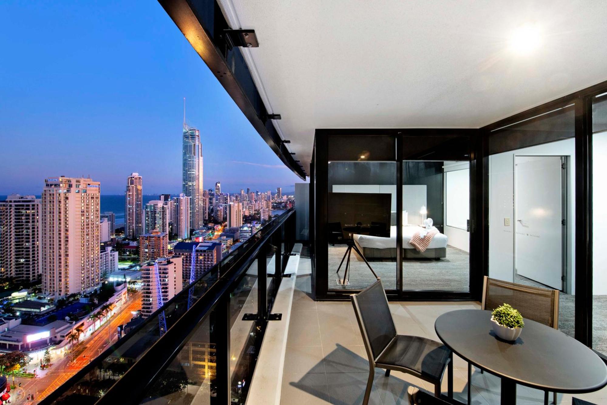 Ocean View Apartments With Balcony - Circle On Cavill - Central Location! - Self Contained & Privately Managed Gold Coast Exterior foto